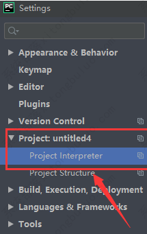 pycharm如何使用numpy？