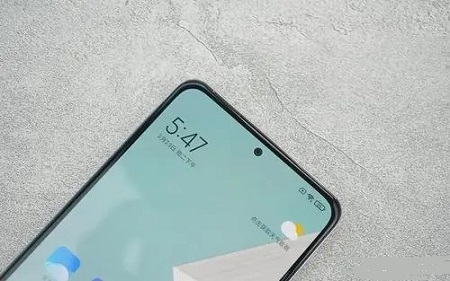 手机峰值亮度多少够用插图