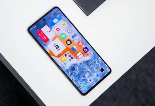 iqooz9后盖是玻璃还是塑料插图1